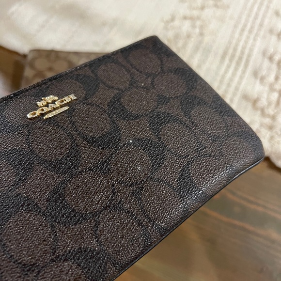 Coach Wallets - Picture 3 of 7